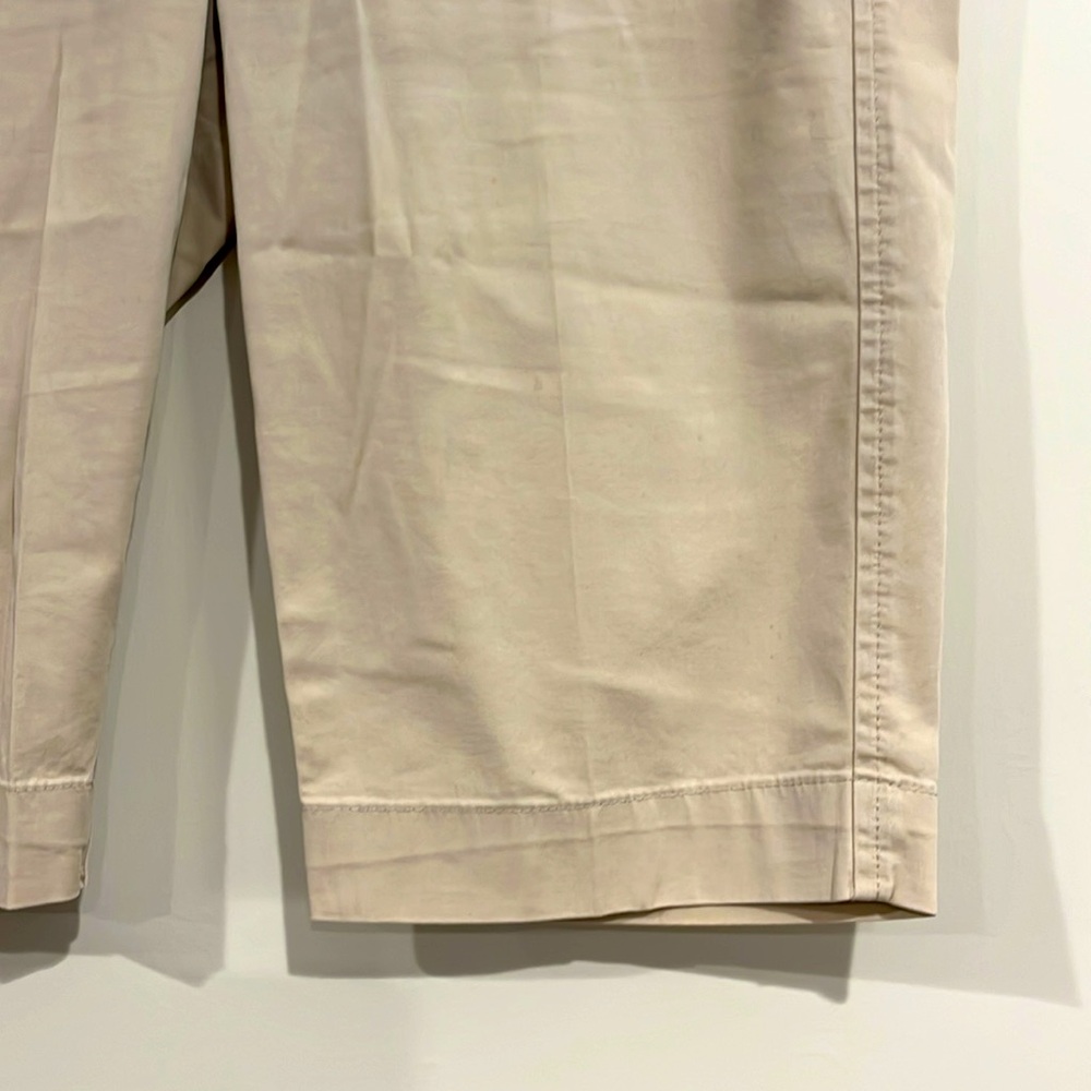 VINCE Women’s 4 Side Buckle Bermuda Shorts Chino Tan Khaki Cotton Flat Front - Picture 5 of 9